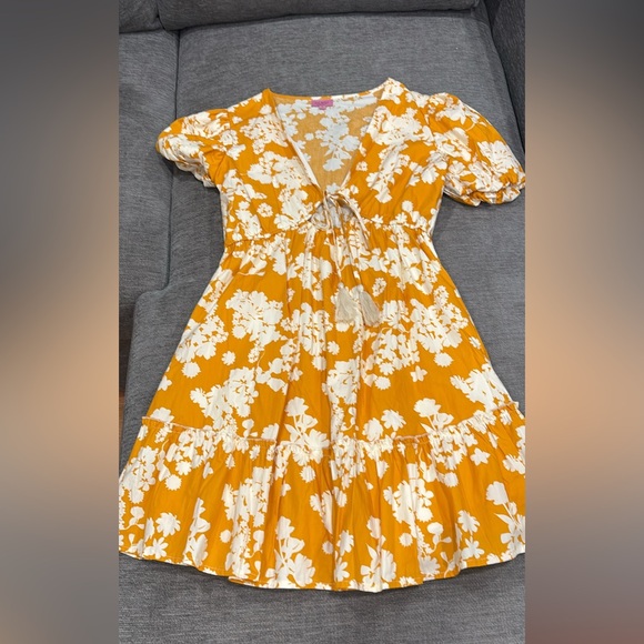 Miami Orange and White Floral Top - Picture 1 of 3
